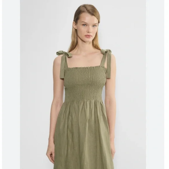 NEW Aritzia Wilfred Golden Hour Linen Dress Smocked Organic Linen Midi Dress NEW Aritzia Wilfred Golden Hour Linen Dress Smocked Organic Linen Midi Dress